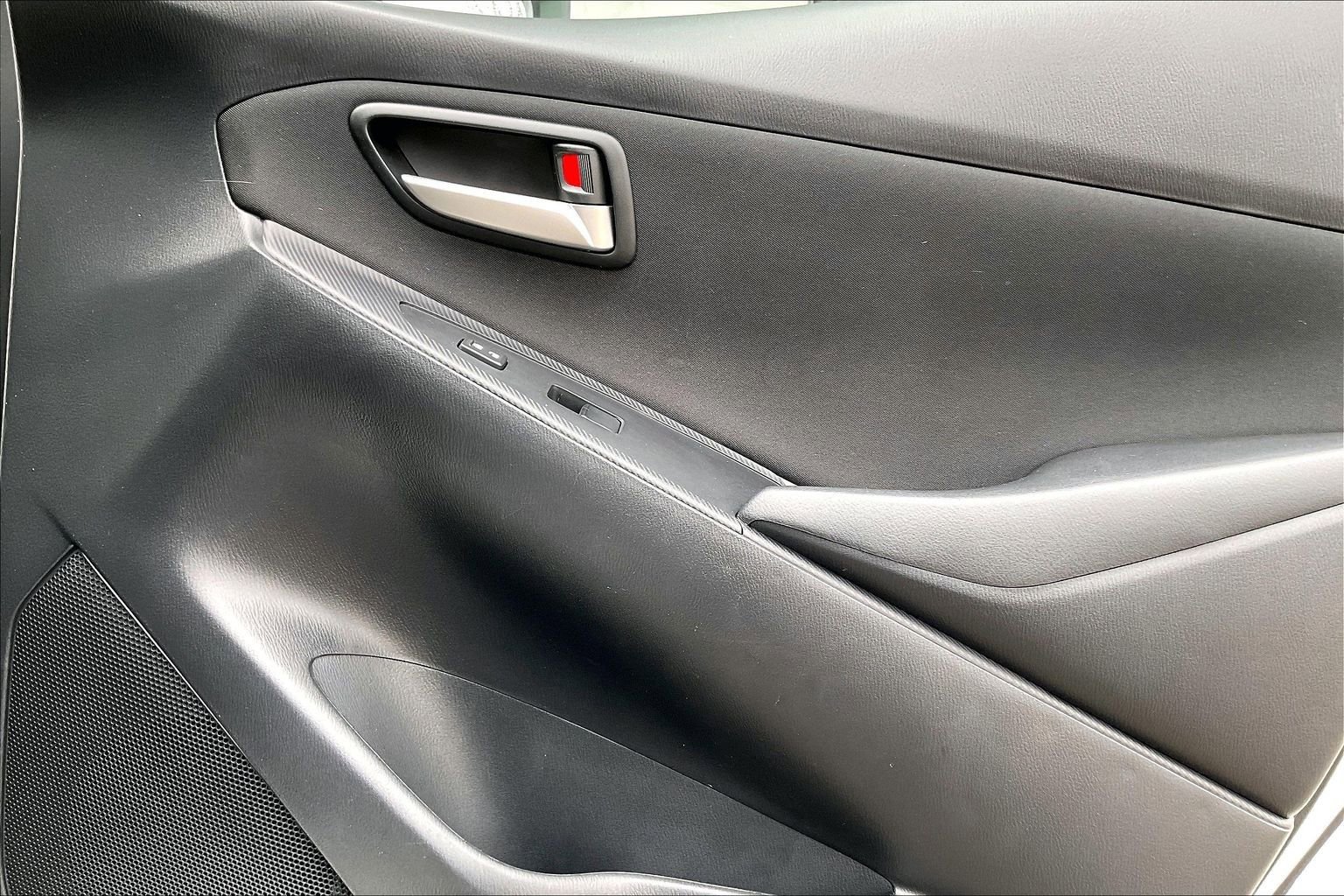 Used 2019 Toyota Yaris LE image 20