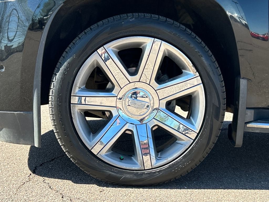 Used 2019 Cadillac Escalade ESV Luxury AWD/4WD image 28