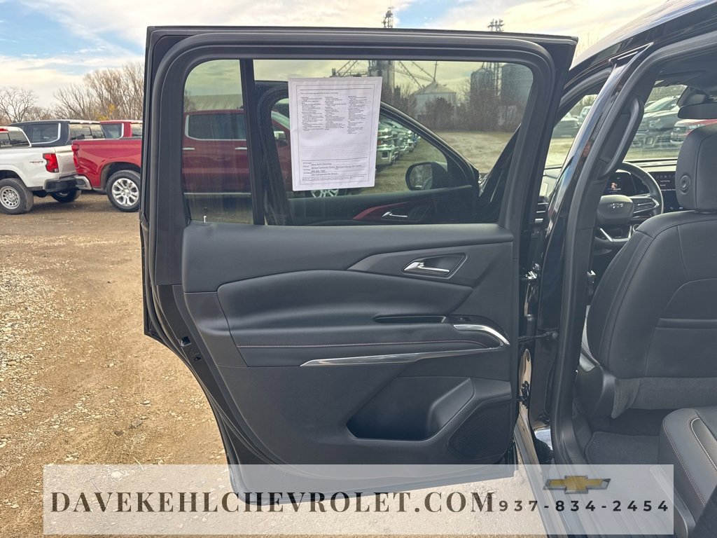 Used 2025 Chevrolet Traverse Z71 w/ Driver Confidence Package image 55