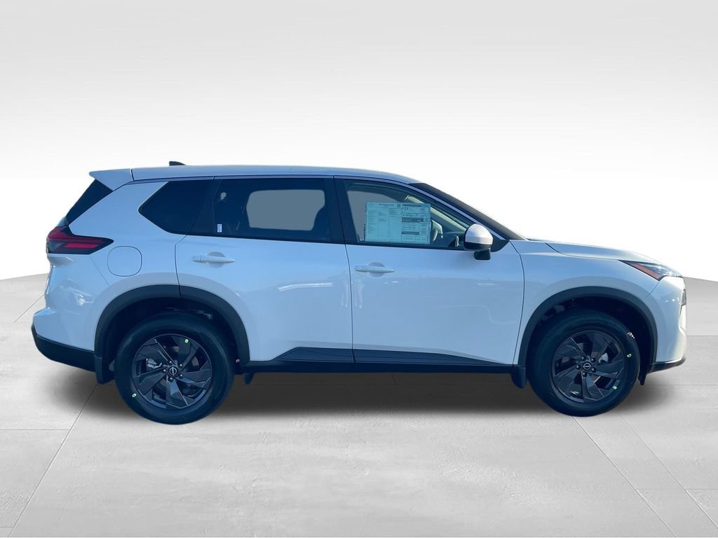 New 2026 Nissan Rogue SV w/ Cold Weather Package AWD/4WD image 6