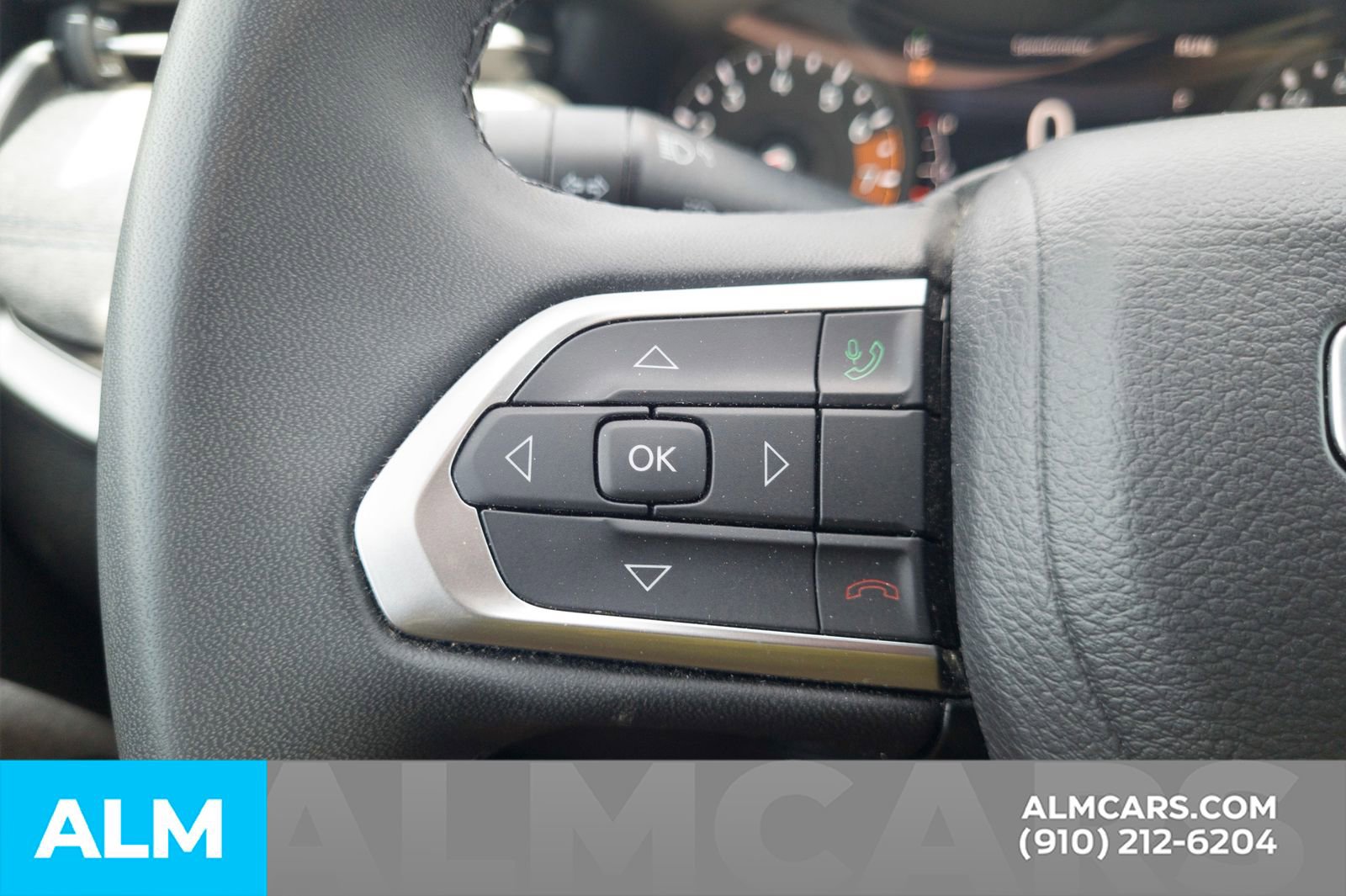Used 2024 Jeep Compass Latitude AWD/4WD image 29
