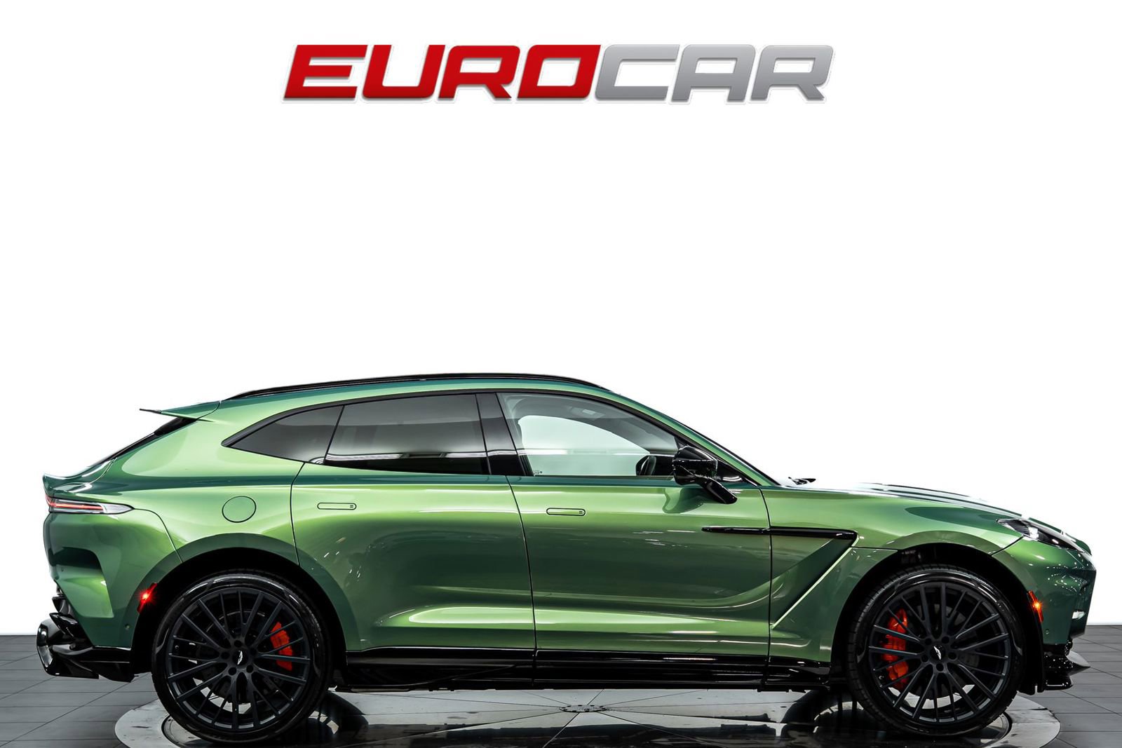 Used 2023 Aston Martin DBX 707 image 6