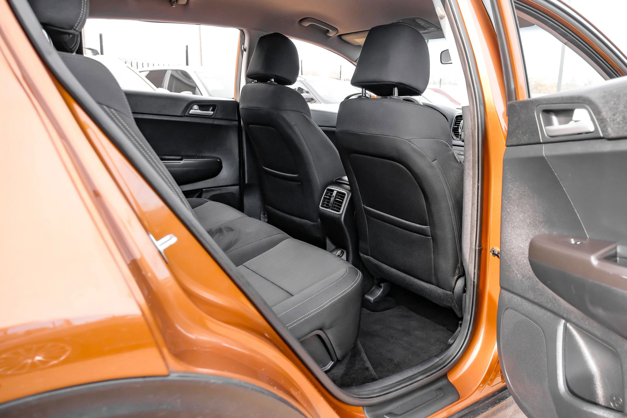 Used 2019 Kia Sportage LX image 39