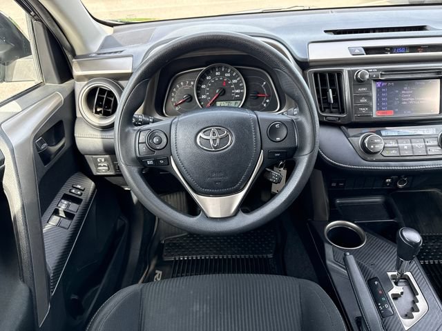 Used 2013 Toyota RAV4 XLE AWD/4WD image 14