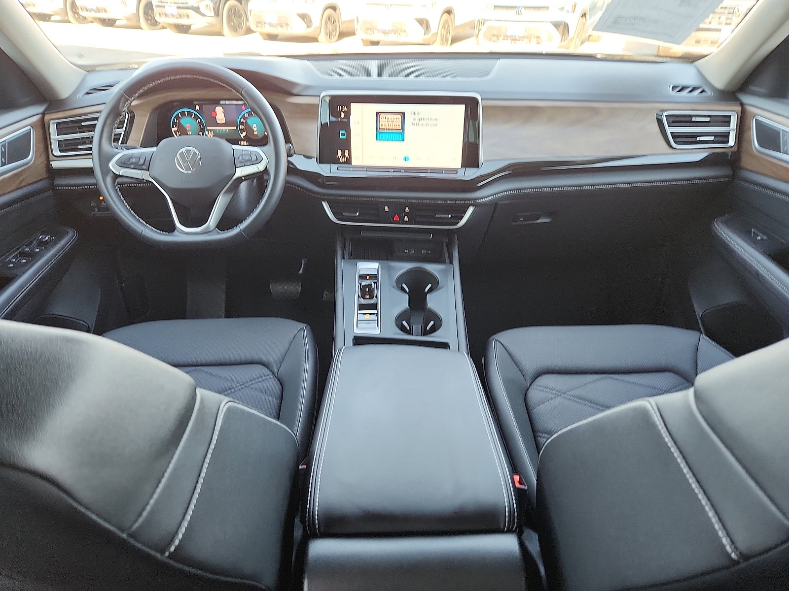 Used 2026 Volkswagen Atlas SE image 11