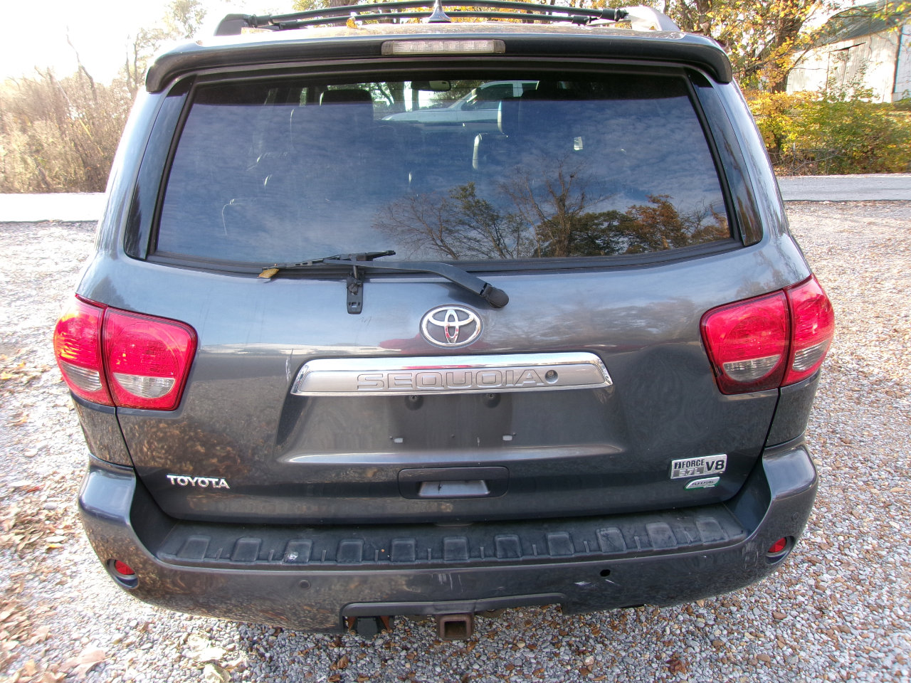 Used 2010 Toyota Sequoia Platinum image 9