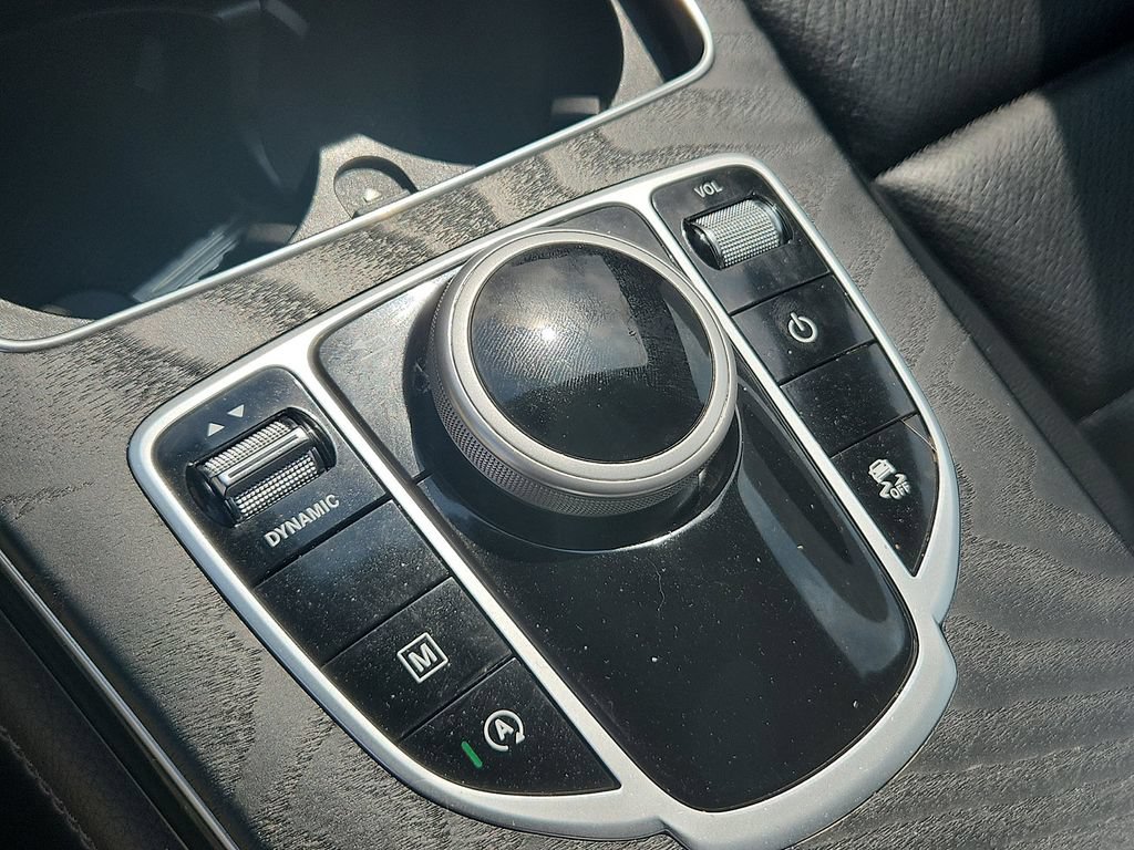 Used 2019 Mercedes-Benz GLC 300 4MATIC w/ Premium Package image 20