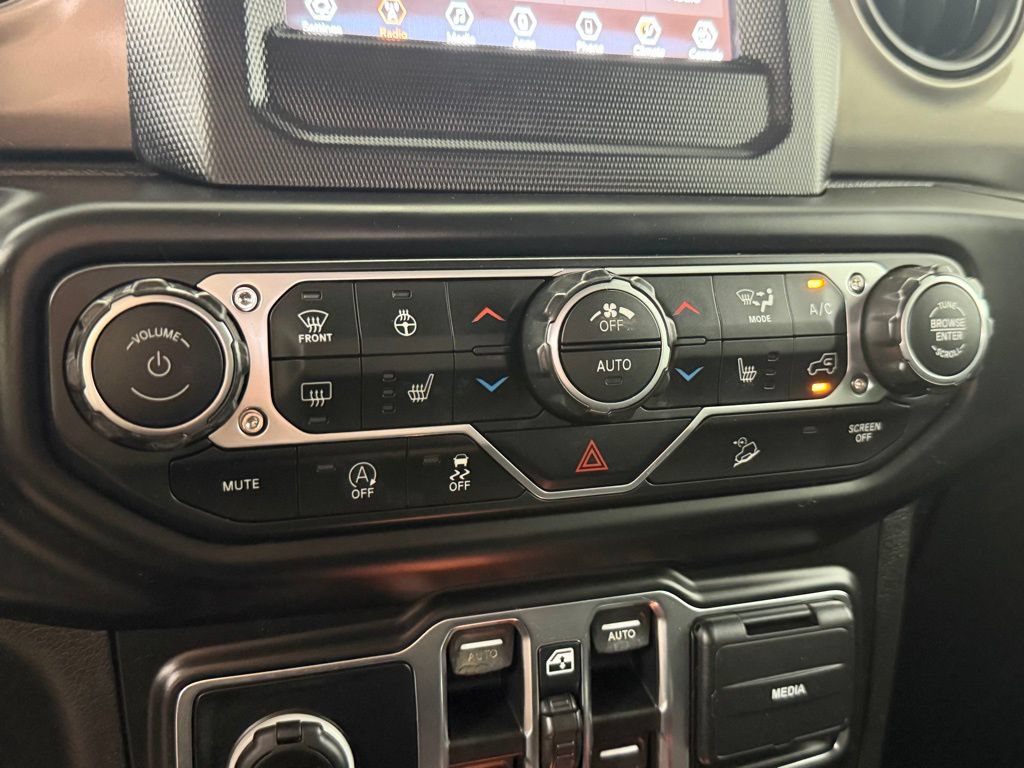 Used 2018 Jeep Wrangler Unlimited Sport S AWD/4WD image 22