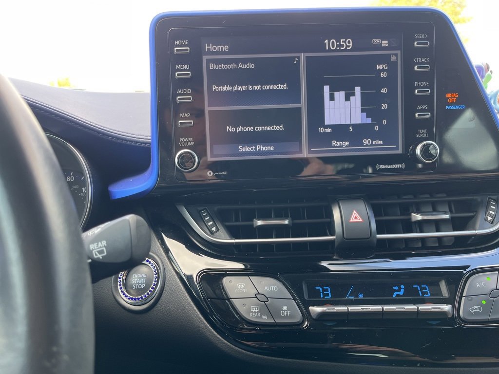 Used 2022 Toyota C-HR XLE image 11