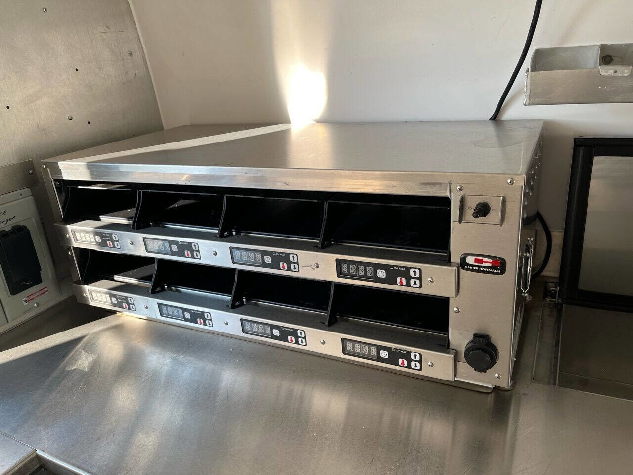 Used 2022 Mercedes-Benz Sprinter 4500 image 31