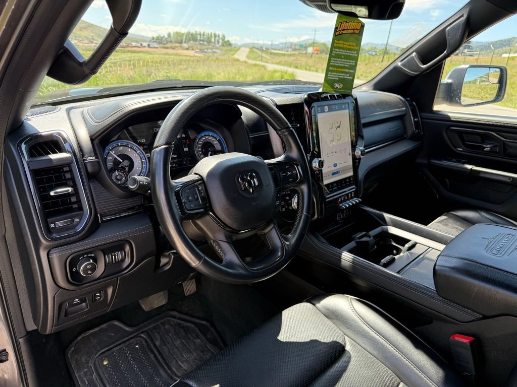 Used 2022 RAM 1500 Limited AWD/4WD image 17