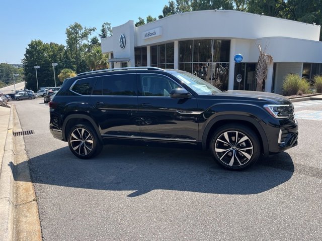 New 2026 Volkswagen Atlas SEL Premium R-Line image 2