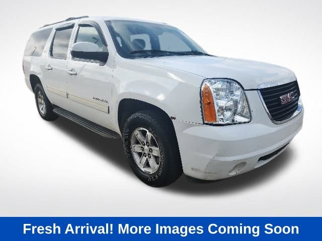 Used 2014 GMC Yukon XL SLT RWD image 1