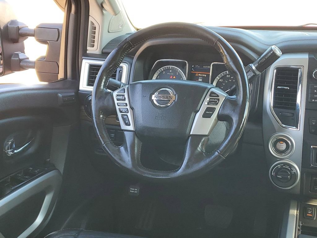 Used 2019 Nissan Titan SL w/ Chrome Package image 25