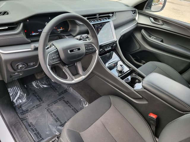 Certified 2023 Jeep Grand Cherokee L Laredo w/ Luxury Tech Group I AWD/4WD image 19