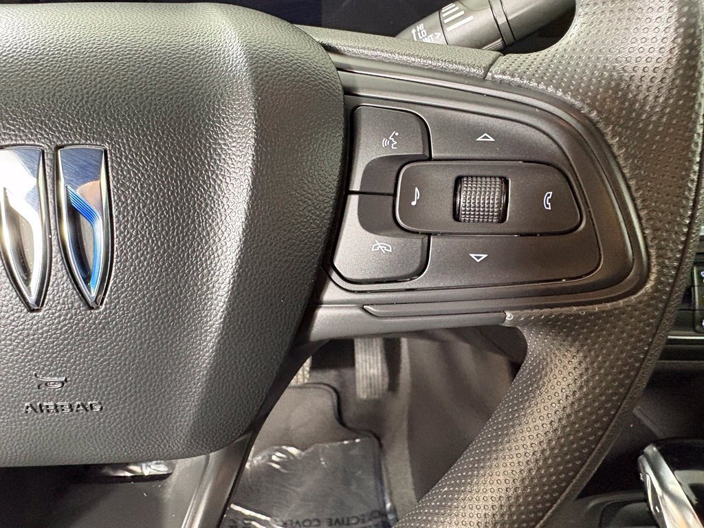 Used 2026 Buick Envista Preferred FWD image 25