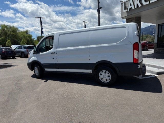Used 2019 Ford Transit 250 130 Low Roof RWD image 4