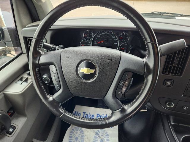 Used 2021 Chevrolet Express 3500 w/ Power Convenience Package RWD image 9