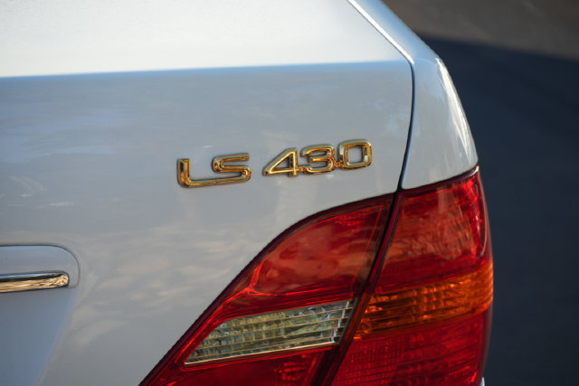 Used 2001 Lexus LS 430 RWD image 21