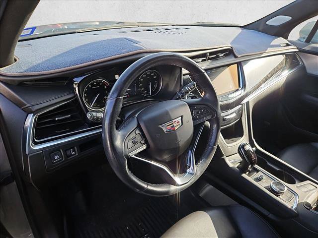 Used 2023 Cadillac XT6 Premium Luxury FWD image 9