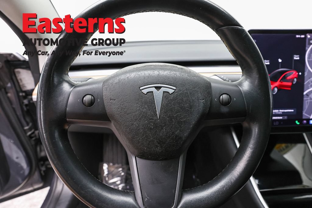 Used 2018 Tesla Model 3 Mid Range RWD image 10