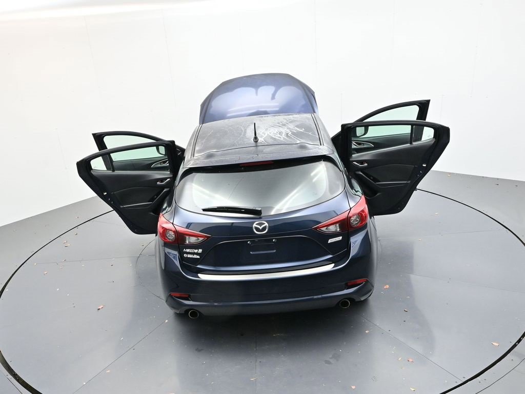 Used 2018 MAZDA MAZDA3 Sport image 30