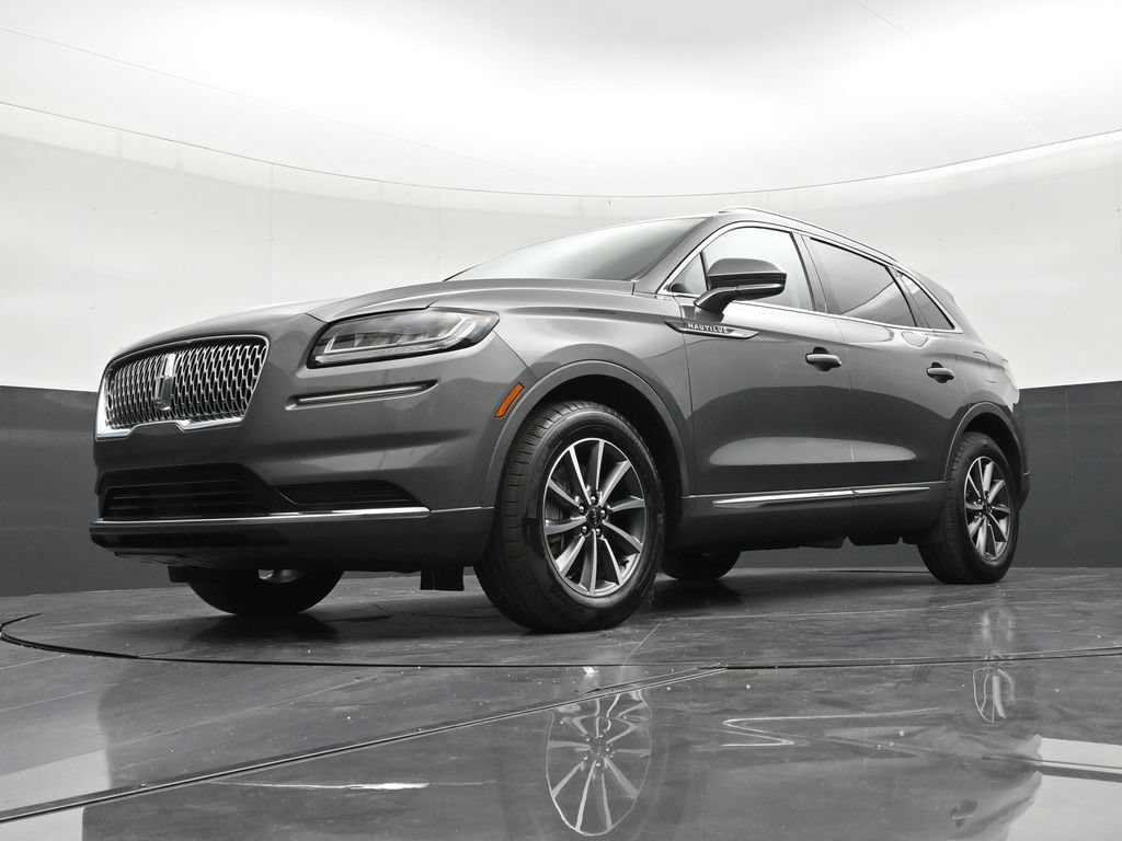 Used 2022 Lincoln Nautilus FWD image 20