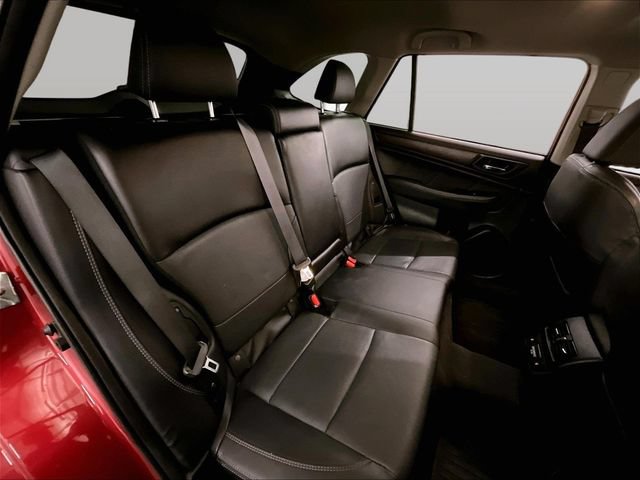Used 2018 Subaru Outback 3.6R Limited AWD/4WD image 27
