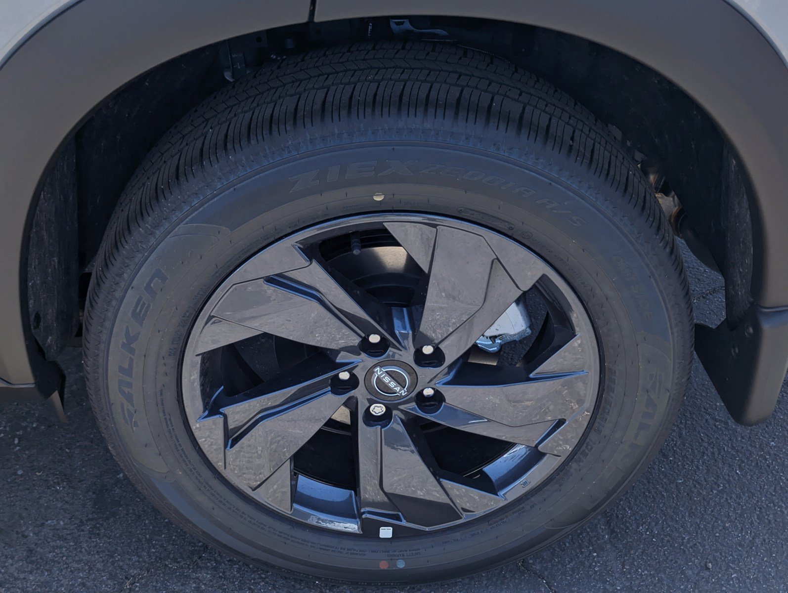 New 2026 Nissan Rogue SV FWD image 7