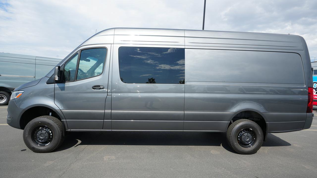 New 2026 Mercedes-Benz Sprinter 2500 image 4