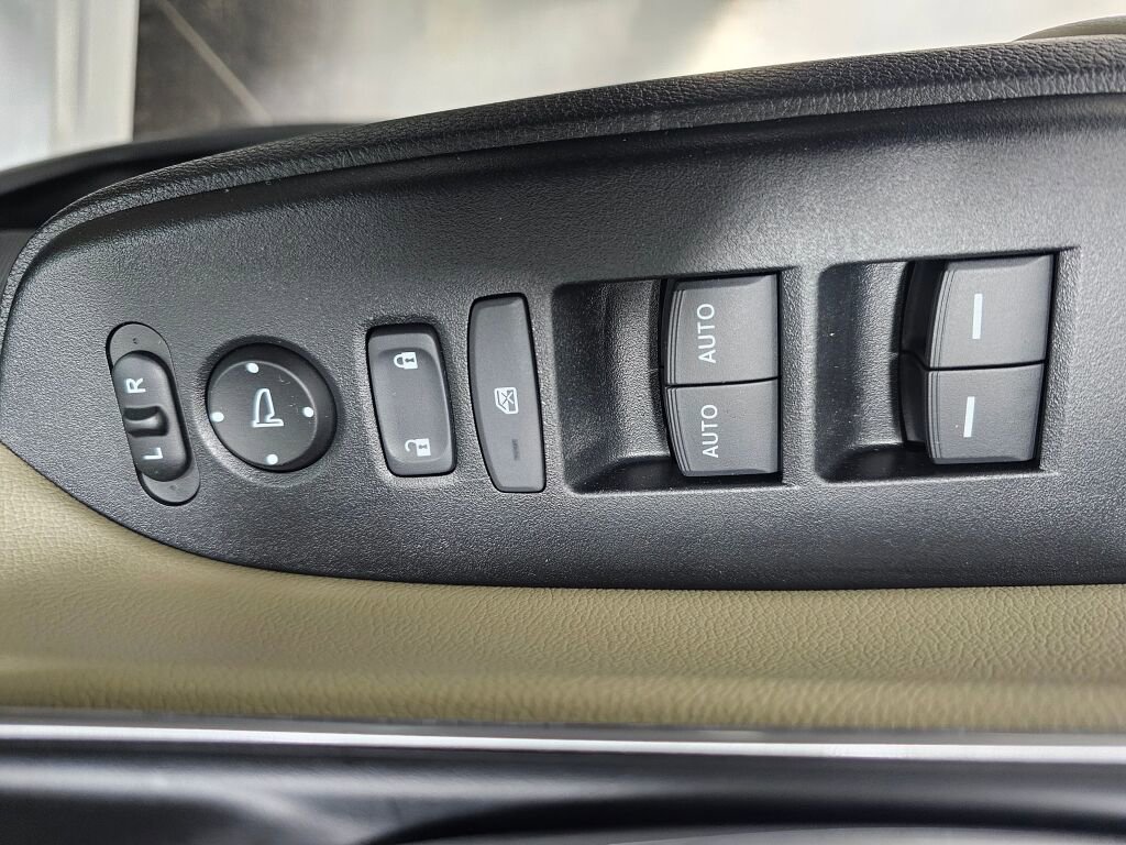 Used 2021 Honda CR-V Touring image 26