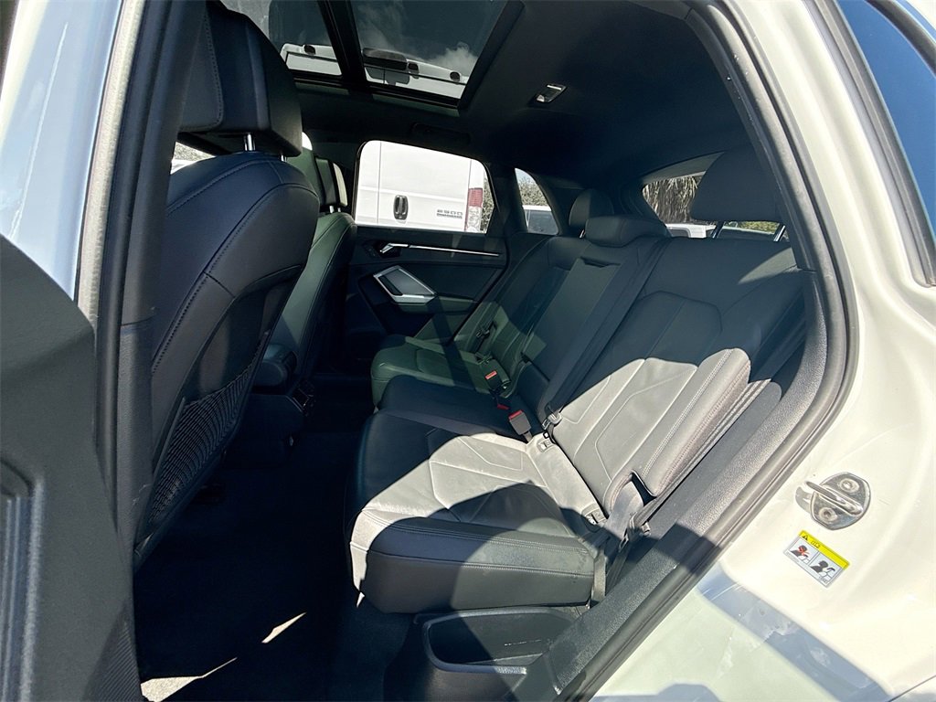 Used 2021 Audi Q3 2.0T Premium image 27