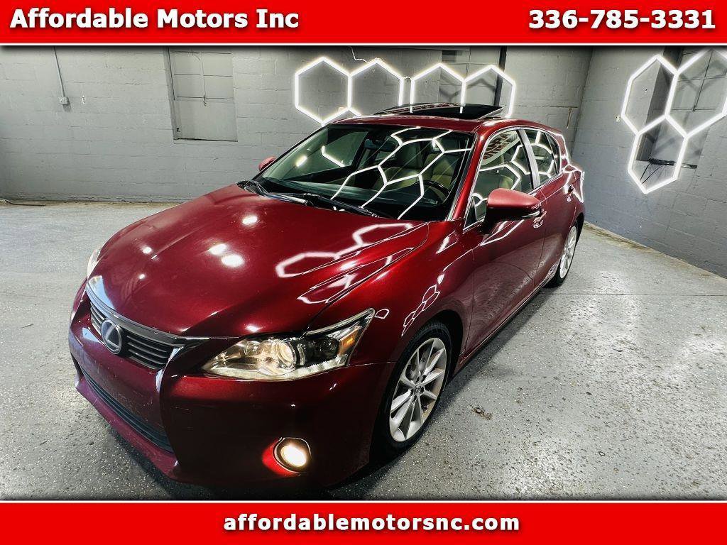 Used 2013 Lexus CT 200h FWD image 1