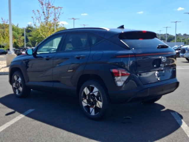 Used 2025 Hyundai Kona SEL AWD/4WD image 4