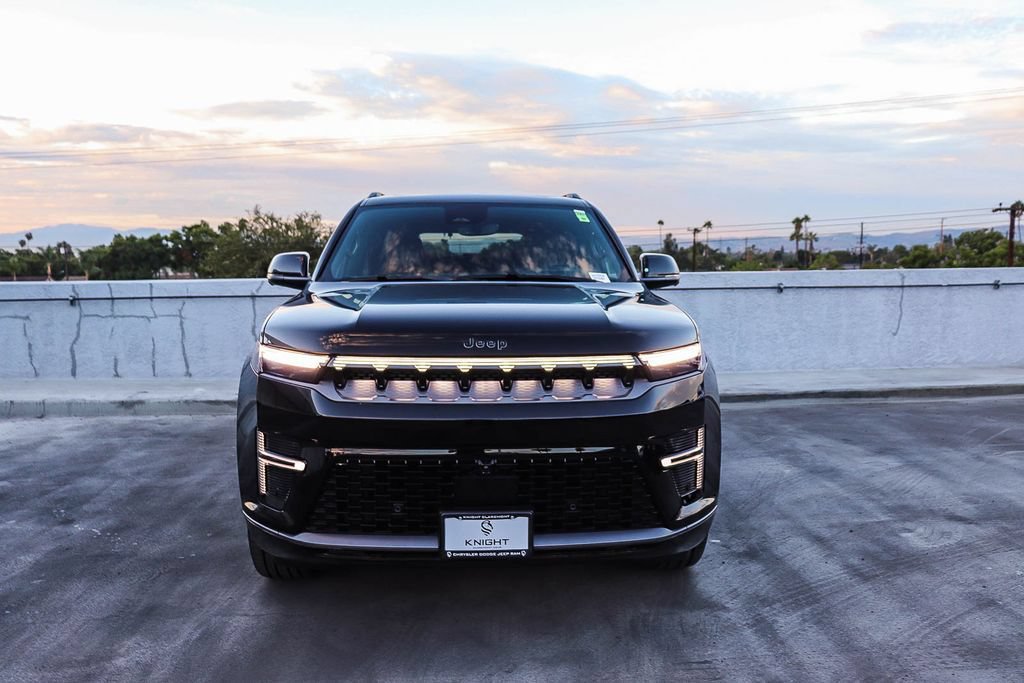 New 2026 Jeep Grand Wagoneer Summit AWD/4WD image 3