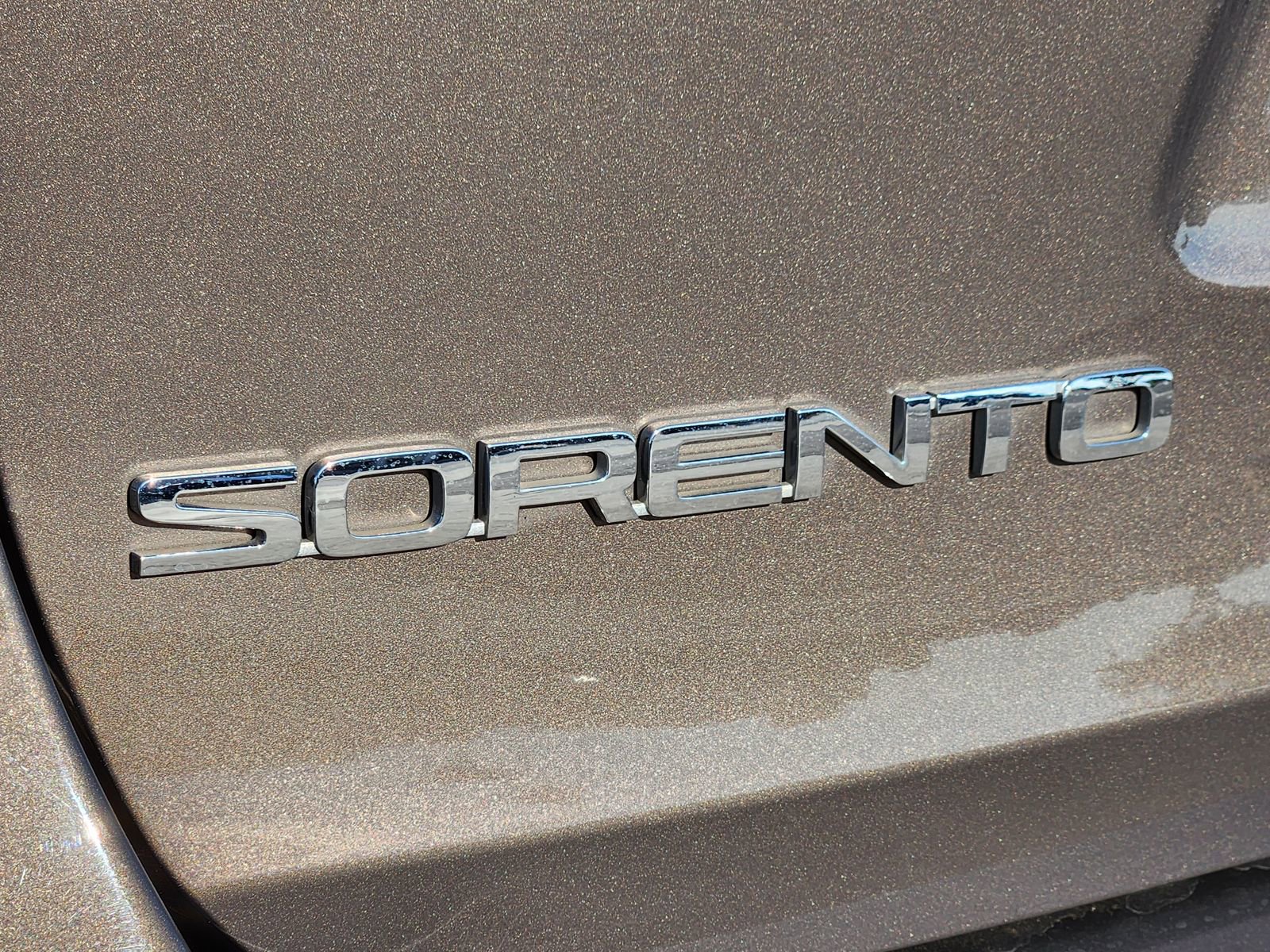 Used 2019 Kia Sorento LX image 12