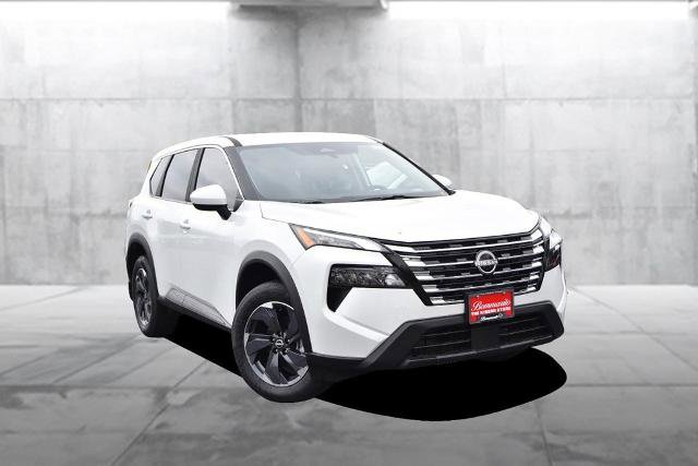 New 2026 Nissan Rogue SV FWD image 2