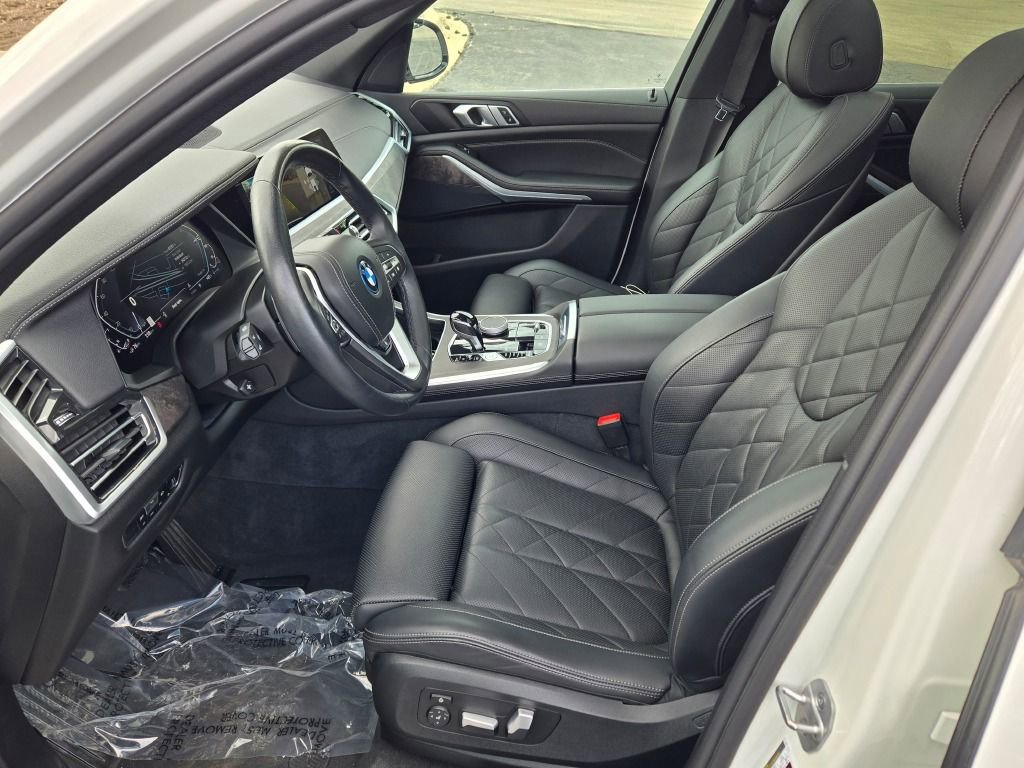 Used 2023 BMW X5 xDrive45e w/ Climate Comfort Package AWD/4WD image 26