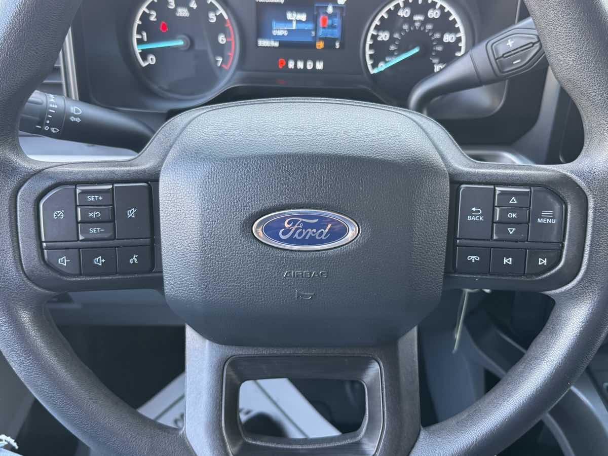 Used 2023 Ford F350 XLT w/ FX4 Off-Road Package AWD/4WD image 13