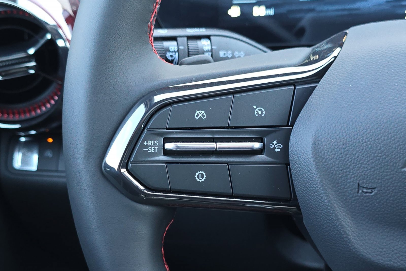 New 2026 Chevrolet Equinox RS w/ Convenience Package III image 27