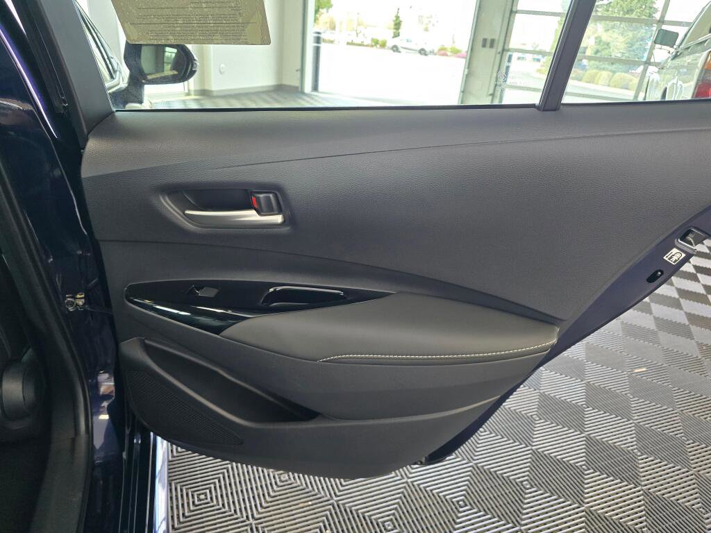 Used 2020 Toyota Corolla XLE w/ Carpet Mat Package (TMS) image 43