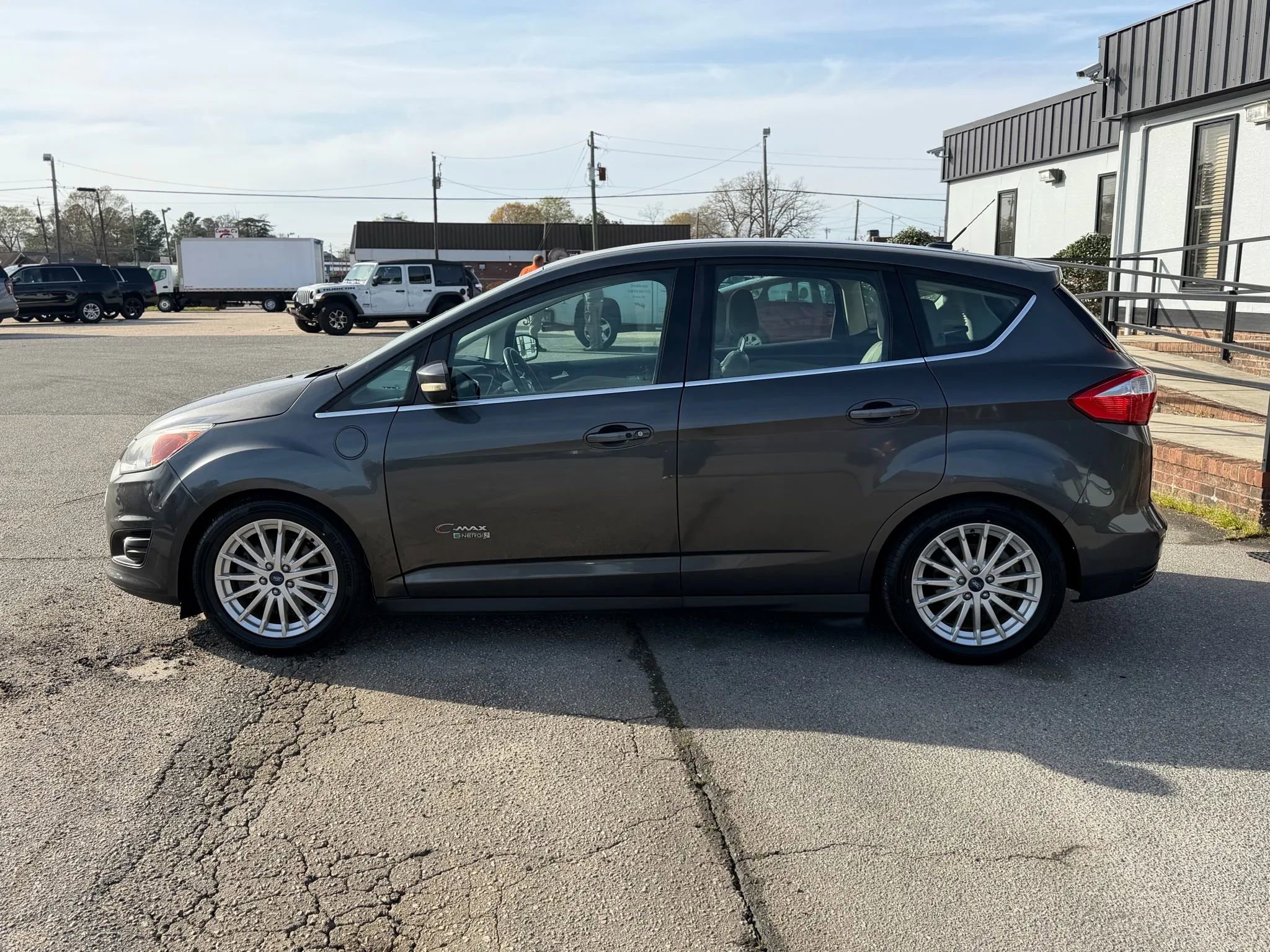Used 2016 Ford C-MAX Energi SEL w/ Equipment Group 302A image 9
