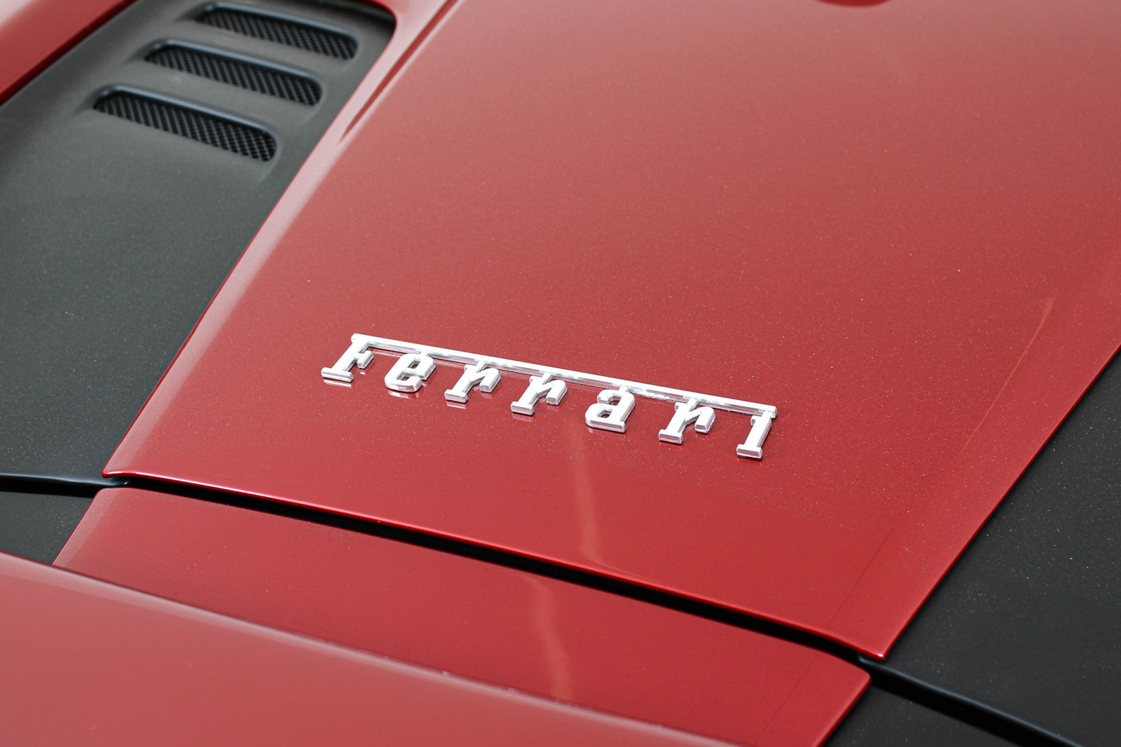 Certified 2023 Ferrari F8 Tributo RWD image 40