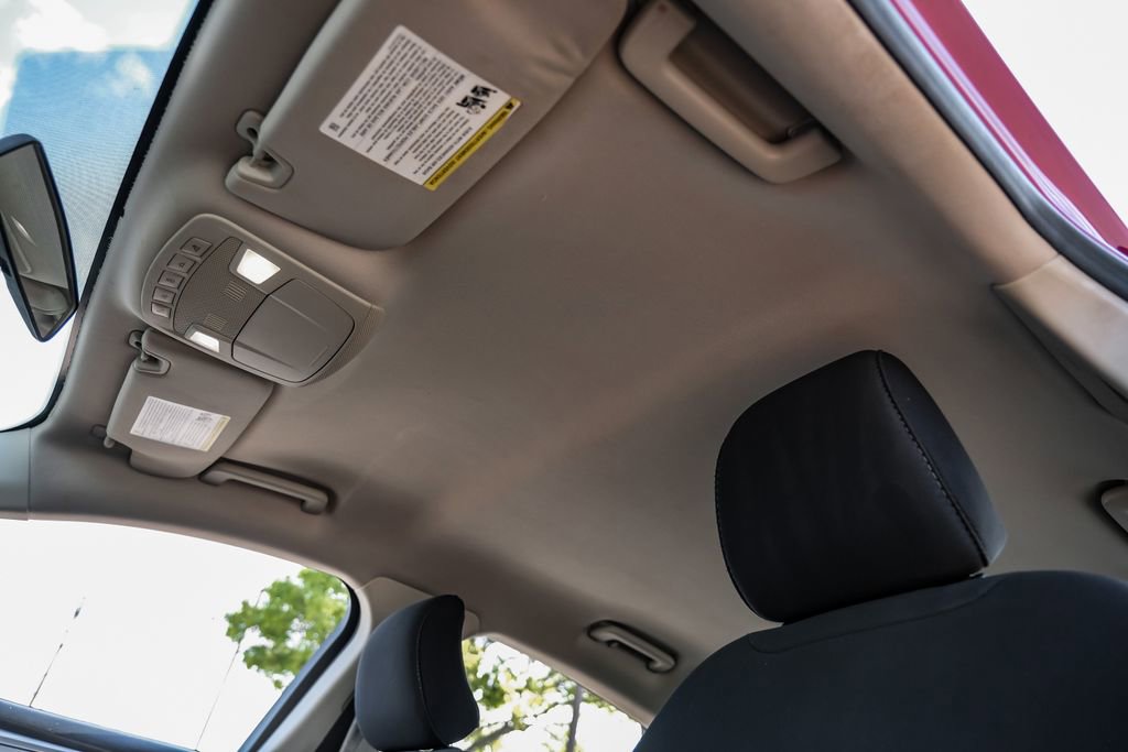 Used 2018 Ford Fusion SE w/ Fusion SE Technology Package image 26