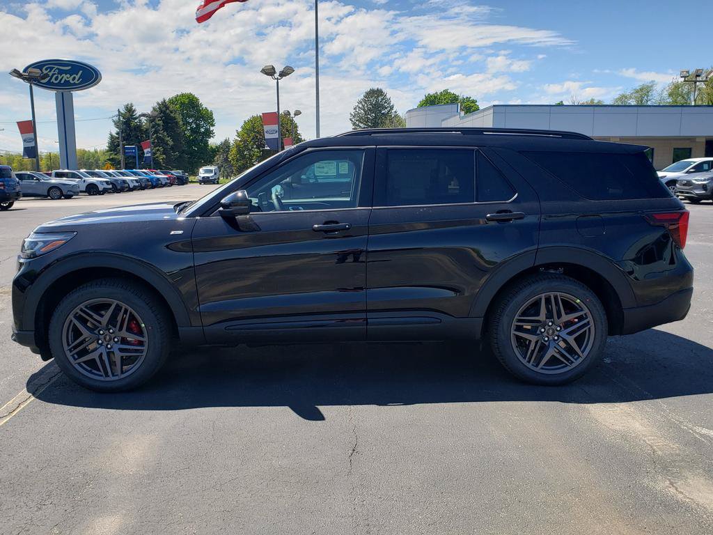 New 2026 Ford Explorer ST-Line AWD/4WD image 4