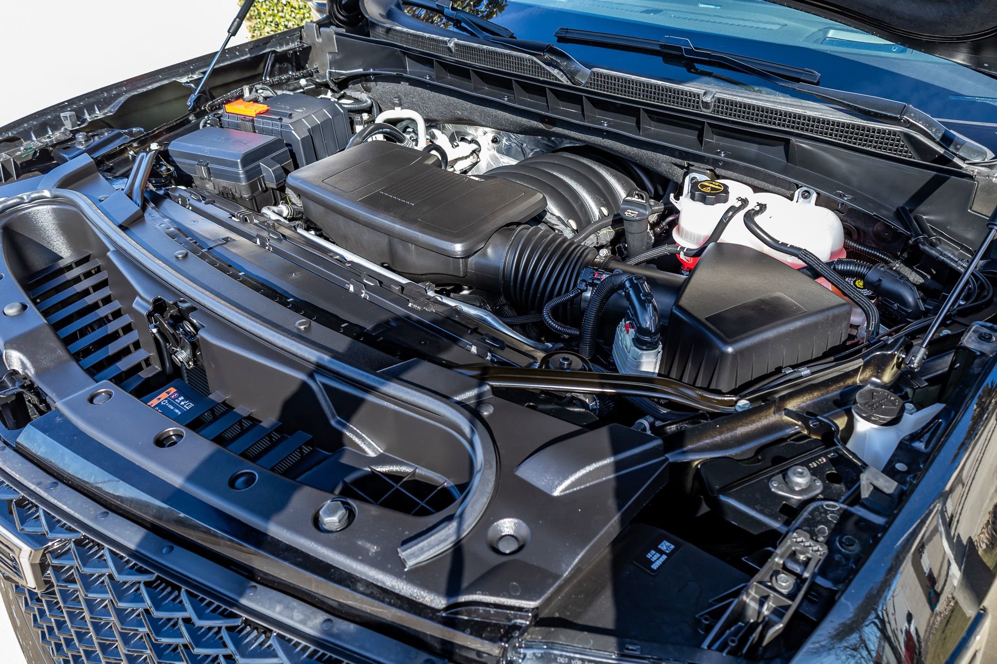 Used 2026 Cadillac Escalade ESV Platinum Sport w/ LPO, ONYX Package image 42