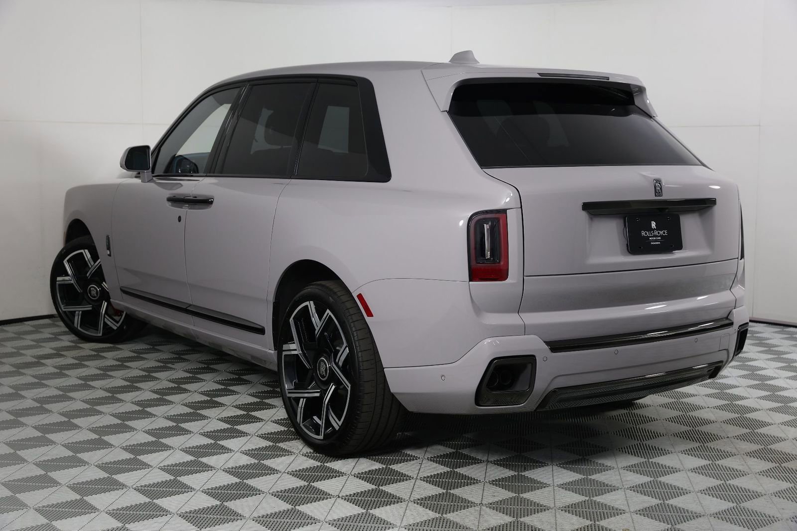 New 2026 Rolls-Royce Cullinan Black Badge AWD/4WD image 3