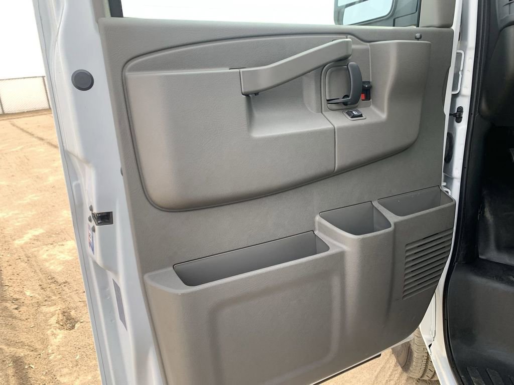 New 2025 Chevrolet Express 2500 w/ Driver Convenience Package RWD image 20