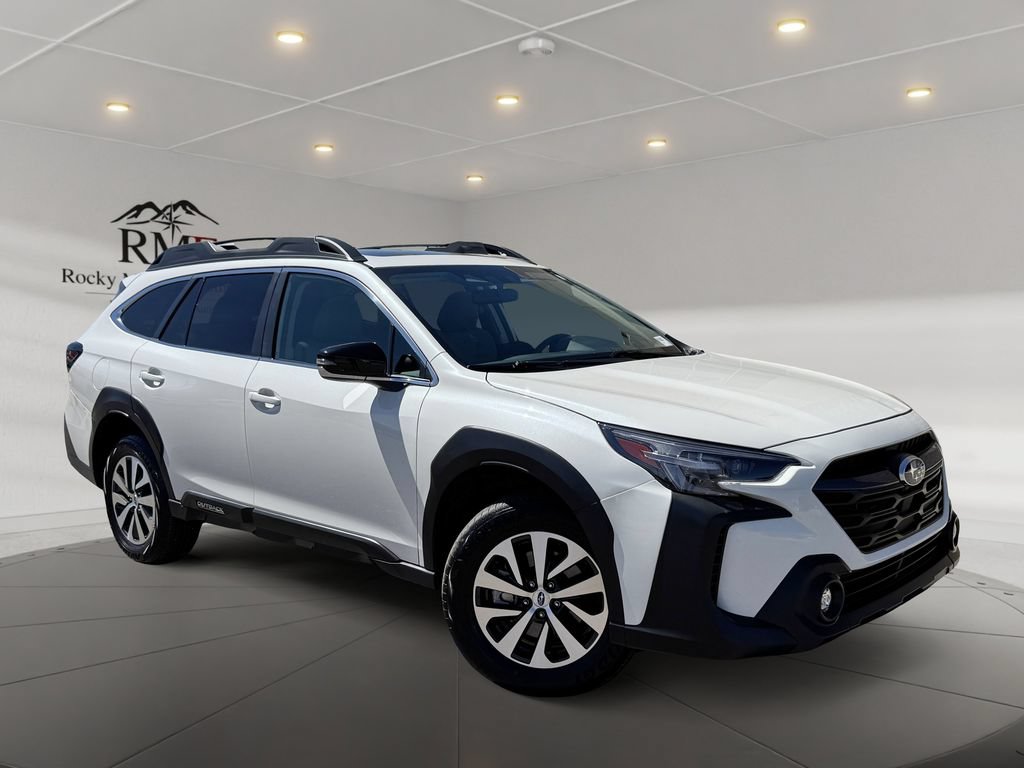 Used 2024 Subaru Outback Premium AWD/4WD image 1