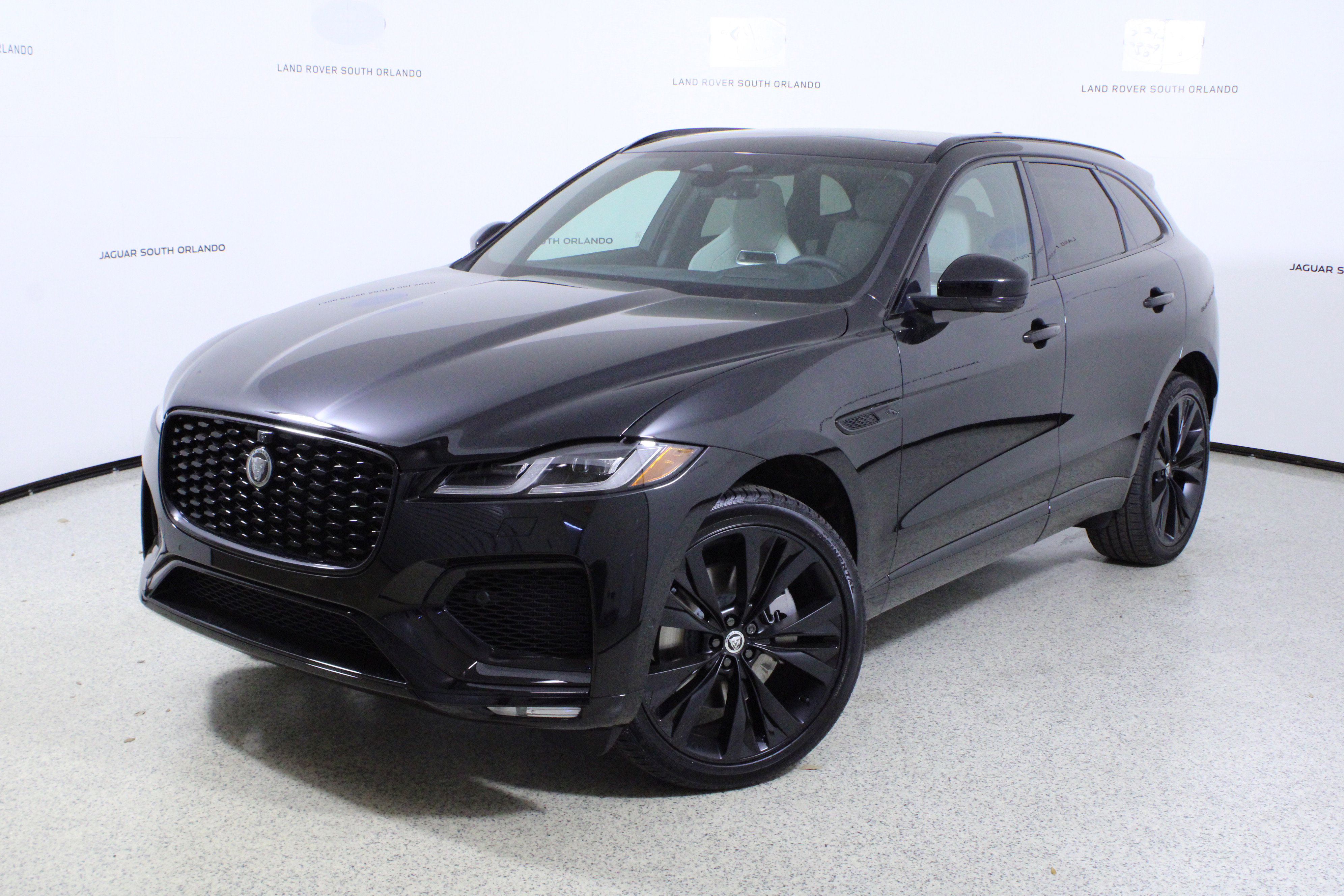 New 2026 Jaguar F-PACE R-Dynamic S